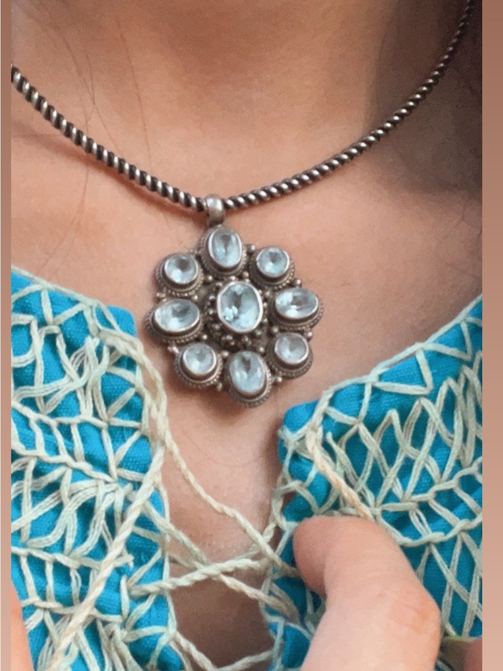 Blue topaz 925 heavy flower pendant